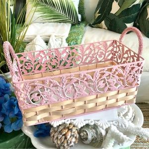New! Sweet Pink Metal & Shaker Basket